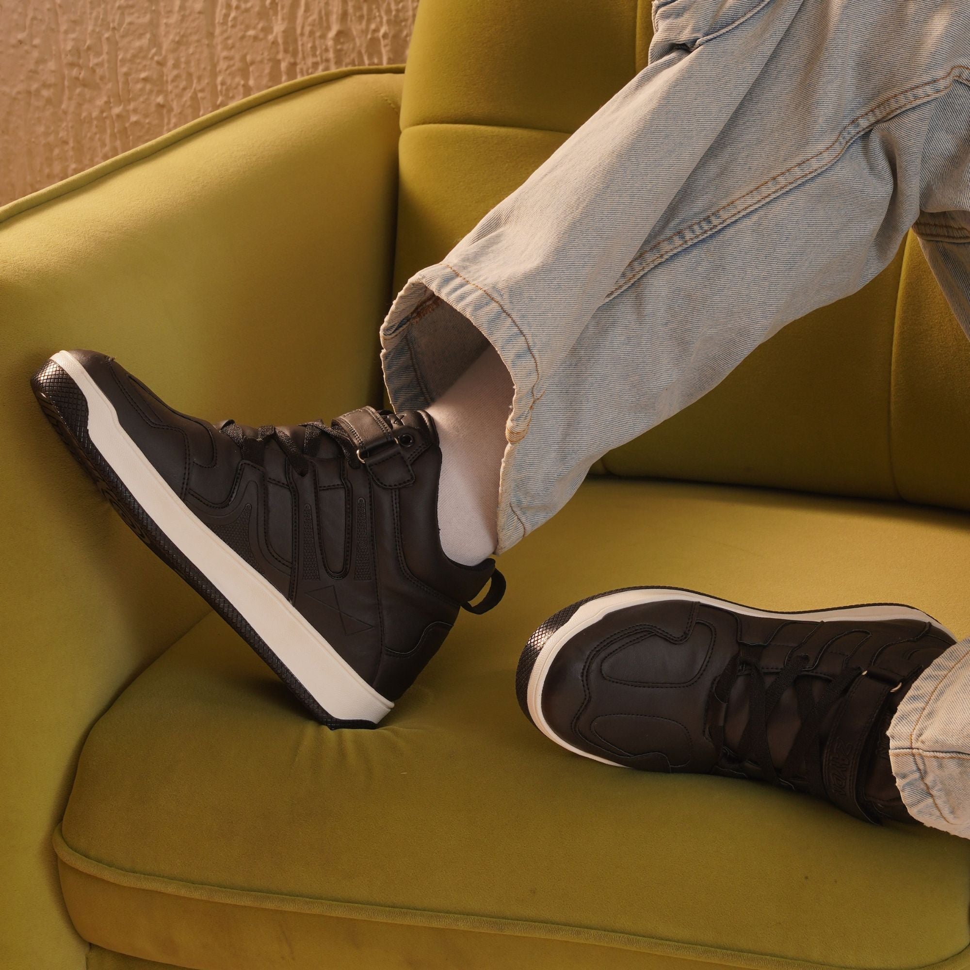 Black Sneakers