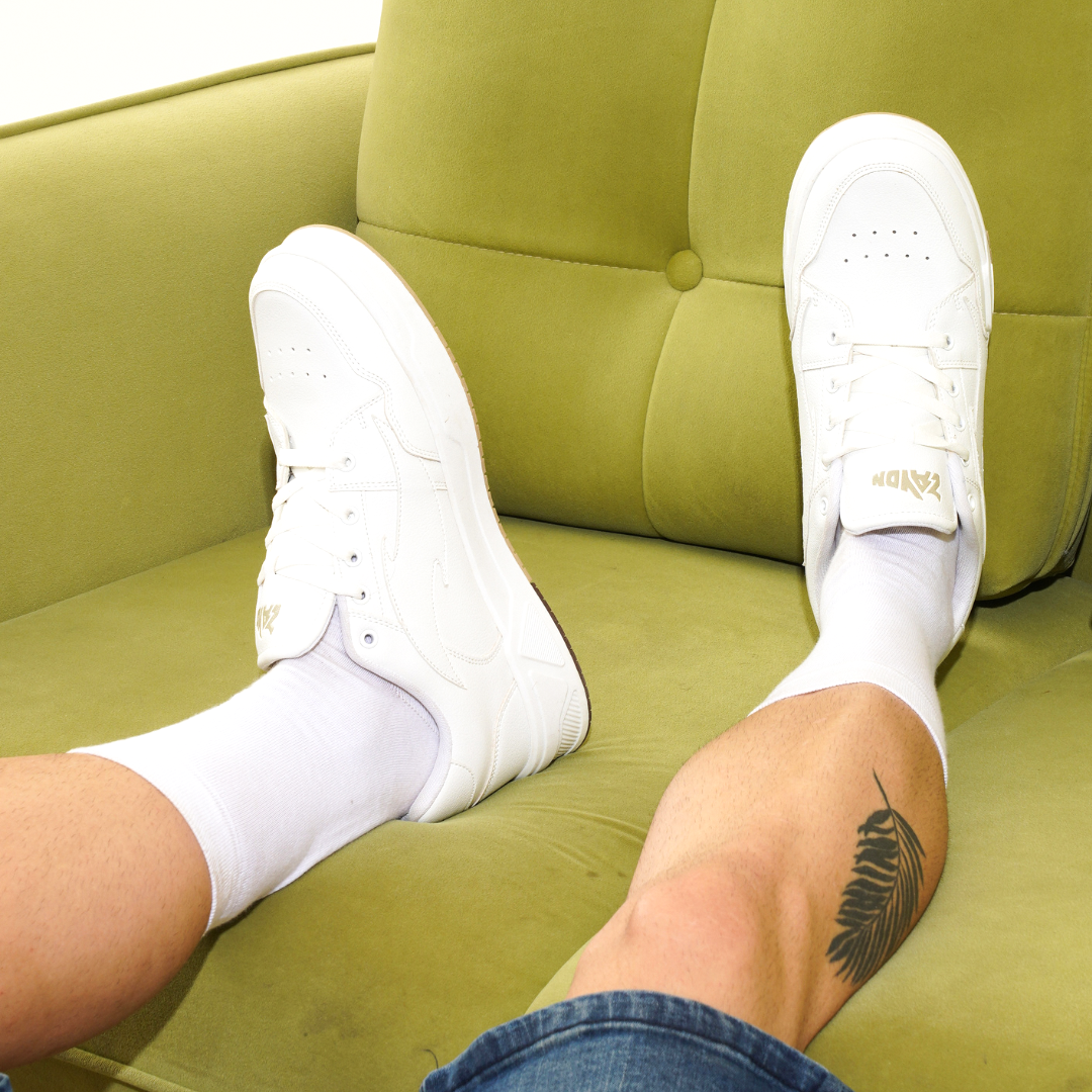 ZEUS Moonlight White